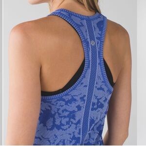 Lululemon Women's Swiftly Tech Scoopneck Tank 2.0 Waist Length Blue Sz 6